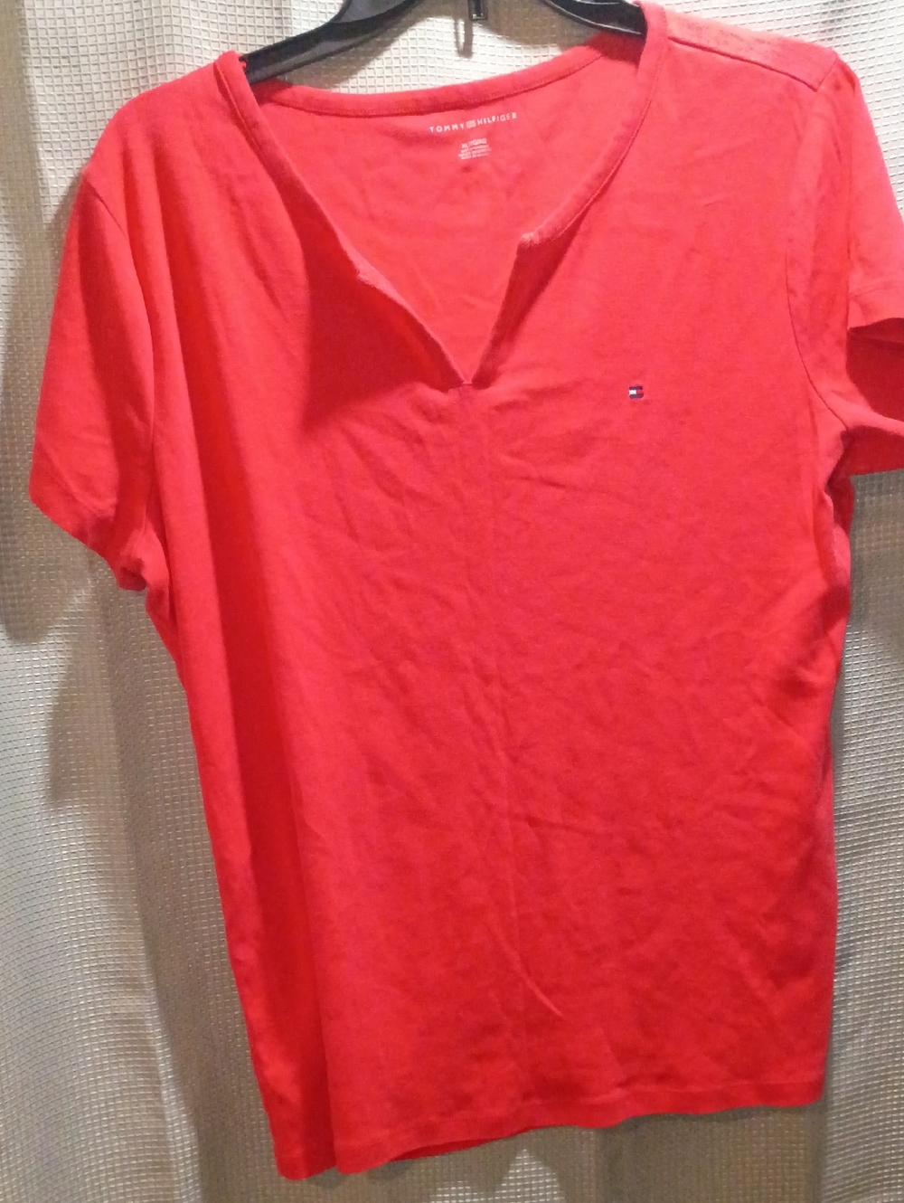 Tommy Hilfiger Bright Red V-Notch Short Sleeve Tee